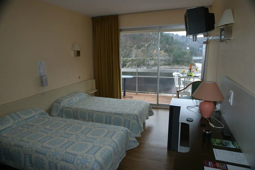 ***  Garabit Hotel Anglards de Saint Flour France